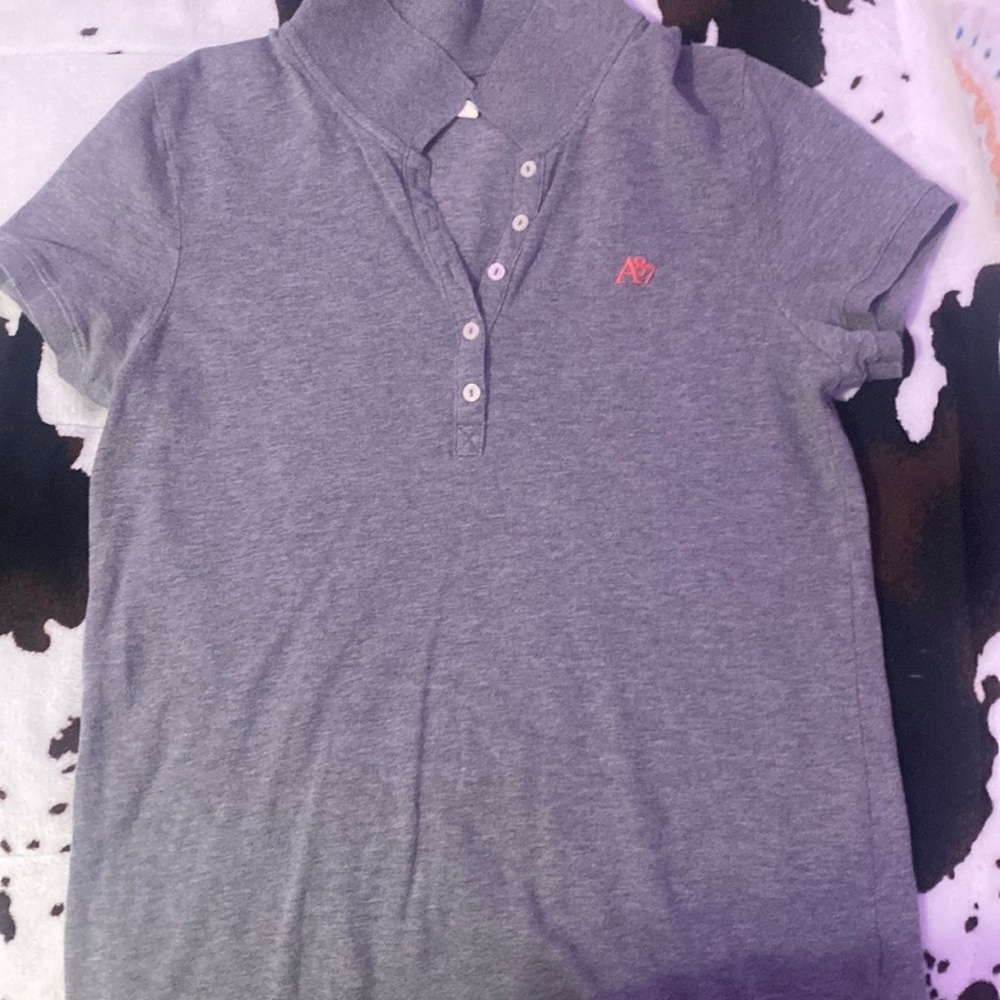 Grey Aeropostale shirt